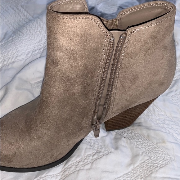 Booties - Picture 6 of 7